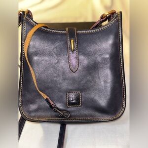 DOONEY & BOURKE Black Genuine Leather Pocketbook 8” x 9” w/adjustable strap